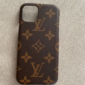 Lv phone case 11 pro